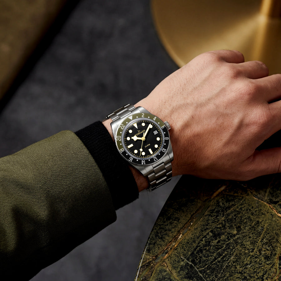 LUMINA DATE JUST Analog Black